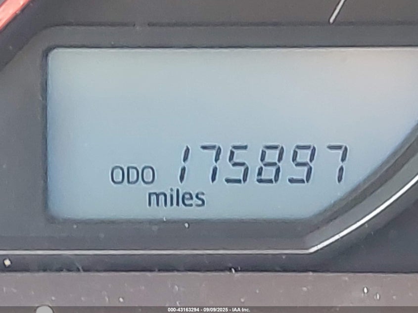 2016 TOYOTA RAV4 LE - JTMZFREV2GJ063054