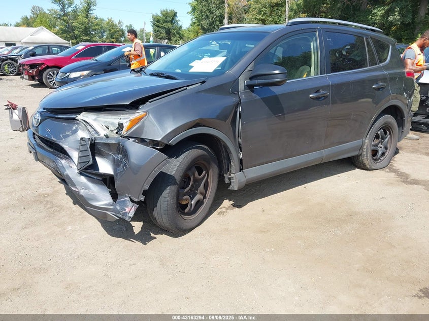2016 TOYOTA RAV4 LE - JTMZFREV2GJ063054