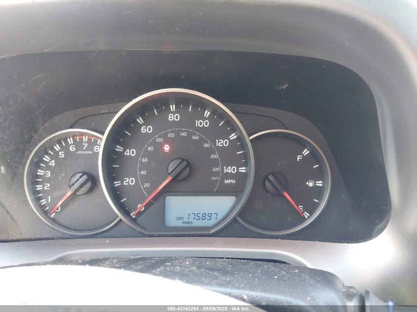 2016 TOYOTA RAV4 LE - JTMZFREV2GJ063054