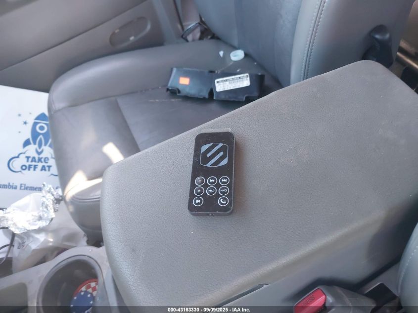 2005 Dodge Durango Limited VIN: 1D8HB58DX5F582843 Lot: 43163330