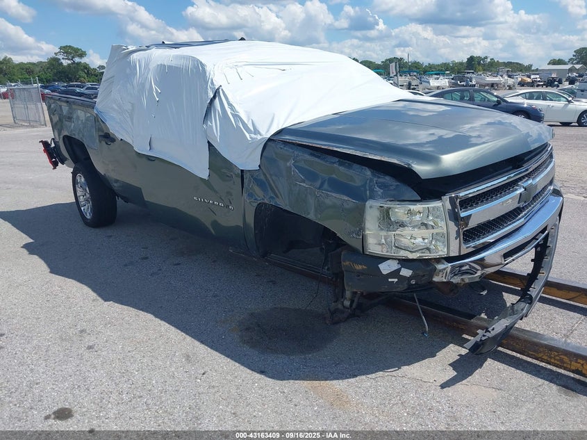3GCPCSE02BG137711 2011 Chevrolet Silverado 1500 Lt auction photo 1