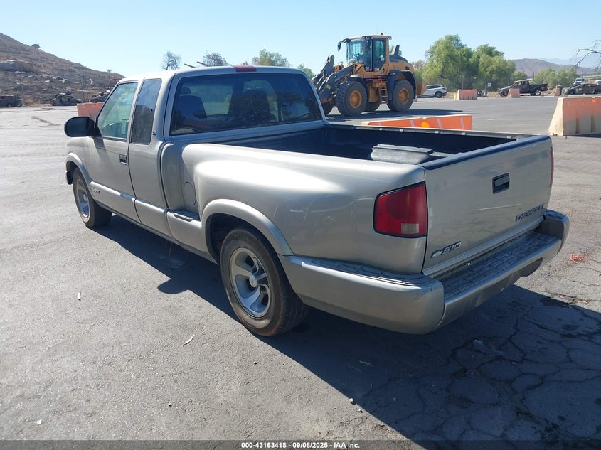 1GCCS19W4Y8272360 2000 CHEVROLET S-10 PICKUP photo no. 3