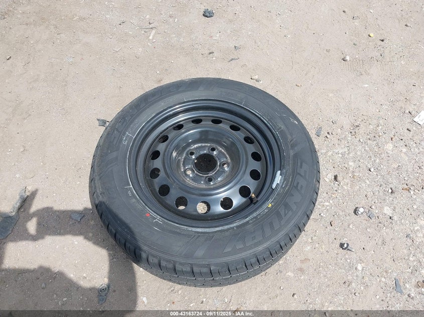 2025 Ford Maverick Xl VIN: 3FTTW8A38SRA45841 Lot: 43163724