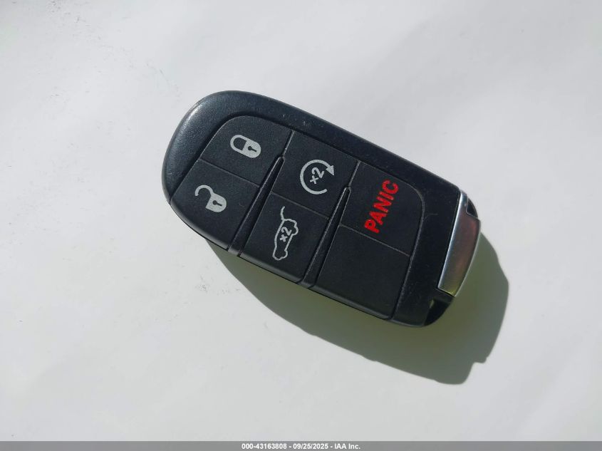 2015 Jeep Grand Cherokee Overland VIN: 1C4RJFCG3FC671802 Lot: 43163808