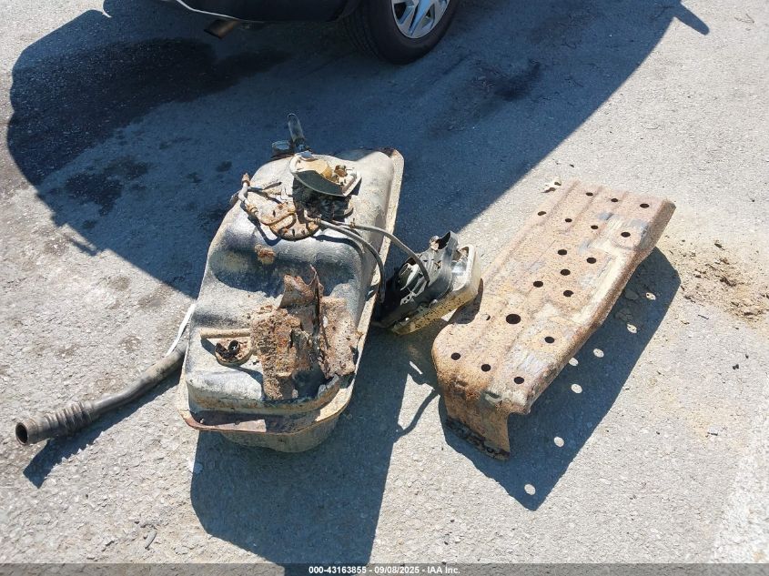 1995 Toyota 4Runner Vn39 Sr5 VIN: JT3VN39W3S0198497 Lot: 43163855