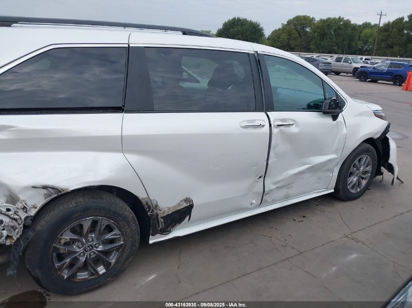 2025 Toyota Sienna - 5TDYRKEC8SS237276