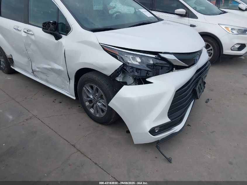 2025 Toyota Sienna - 5TDYRKEC8SS237276