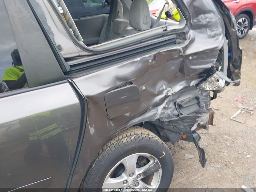 2011 Toyota Sienna Le V6 VIN: 5TDKK3DC8BS096632 Lot: 43163947