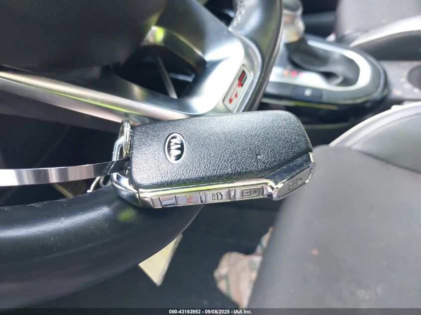 2020 Kia Forte Gt-Line VIN: 3KPF34AD7LE208091 Lot: 43163952