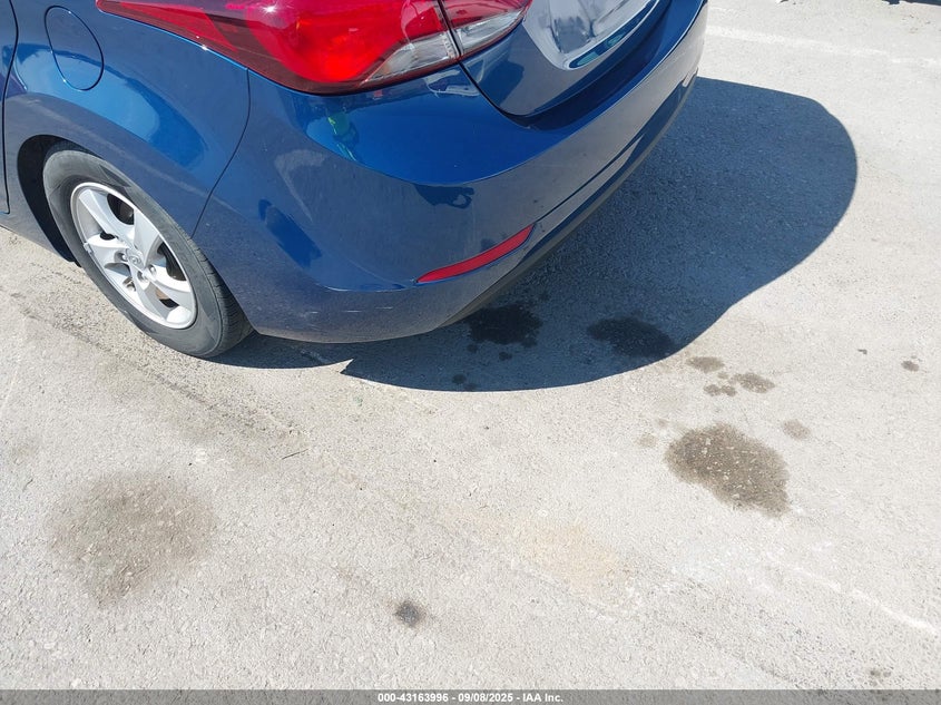 2015 HYUNDAI ELANTRA SE - KMHDH4AE1FU393726