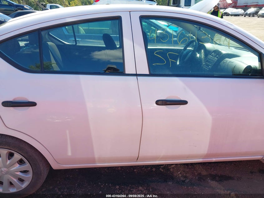 2016 NISSAN VERSA 1.6 S 3N1CN7APXGL858305