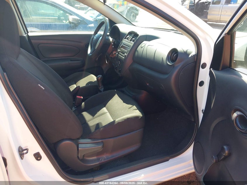 2016 NISSAN VERSA 1.6 S 3N1CN7APXGL858305