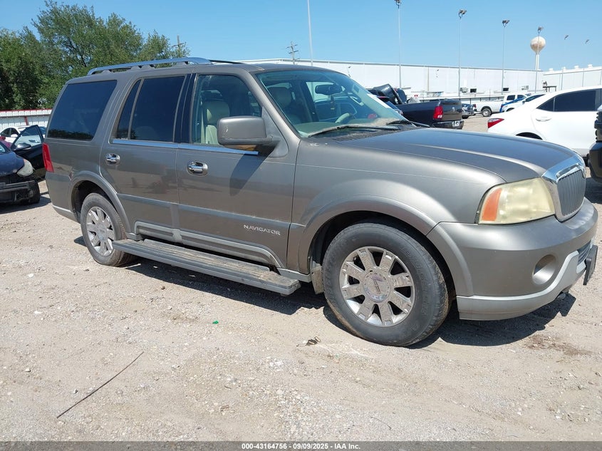 2004 Lincoln Navigator