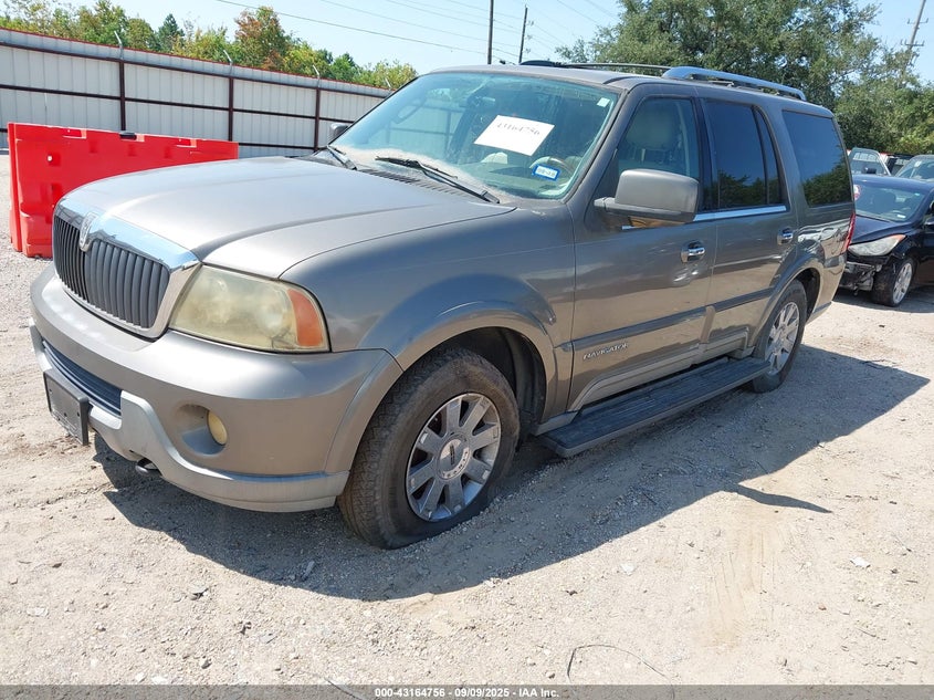 2004 Lincoln Navigator grey other gasoline 5LMFU27R94LJ16941 photo #3