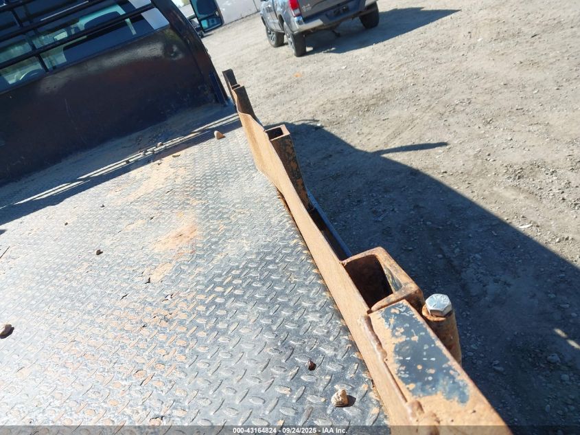 2019 GMC Sierra 3500Hd VIN: 1GT42TCY1KF229074 Lot: 43164824