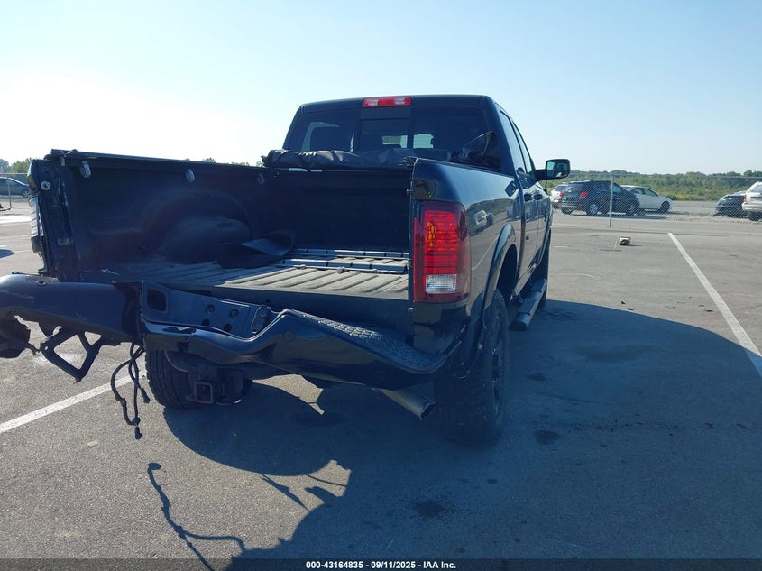 2017 RAM 2500 LARAMIE  4X4 6'4 BOX - 3C6UR5FJ9HG600938