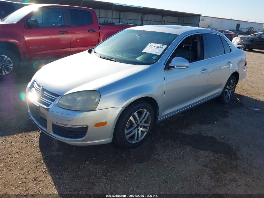 VOLKSWAGEN NEW JETTA 2005 3VWDG71K25M634370 Photo 2