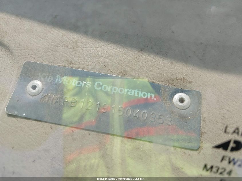 2001 Kia Sephia Ls VIN: KNAFB121915040353 Lot: 43164907