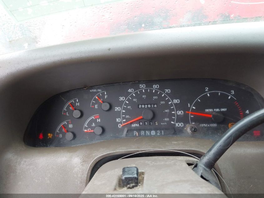 2000 Ford F-350 Lariat/Xl/Xlt VIN: 1FTSW31F0YEB22707 Lot: 43165001