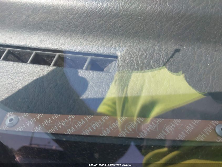 1999 Honda Cr-V Lx VIN: JHLRD2841XC024673 Lot: 43165095