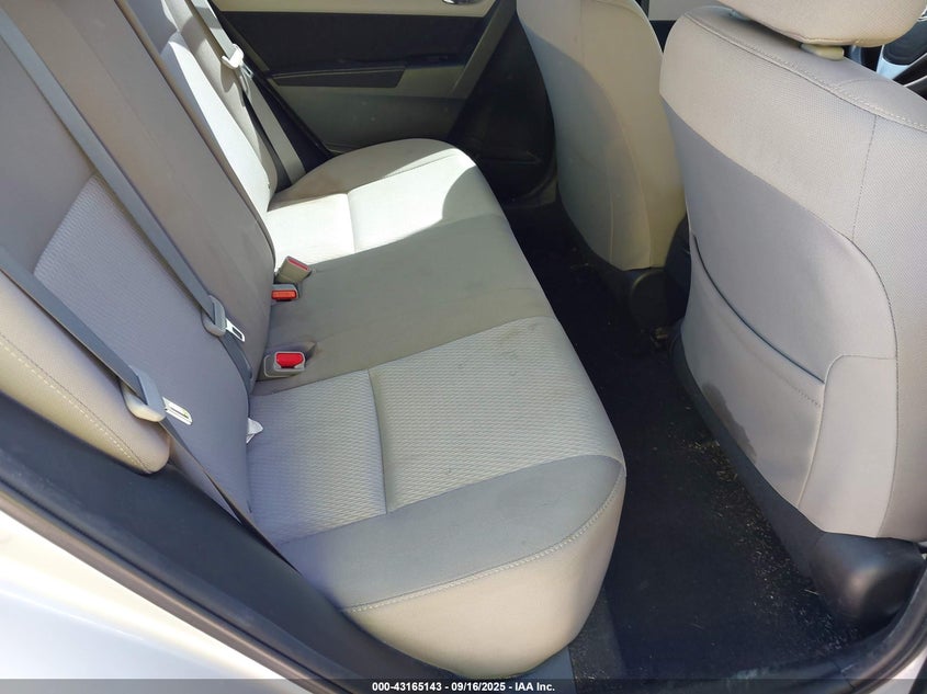 2014 TOYOTA COROLLA LE - 2T1BURHEXEC137901