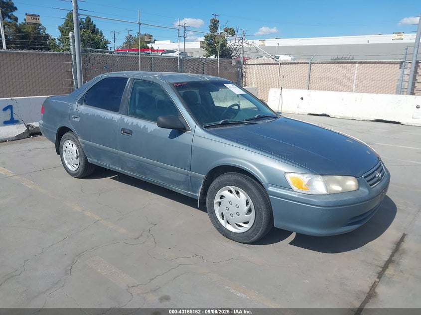 4T1BG22K2YU620864 2000 Toyota Camry Le auction photo 1