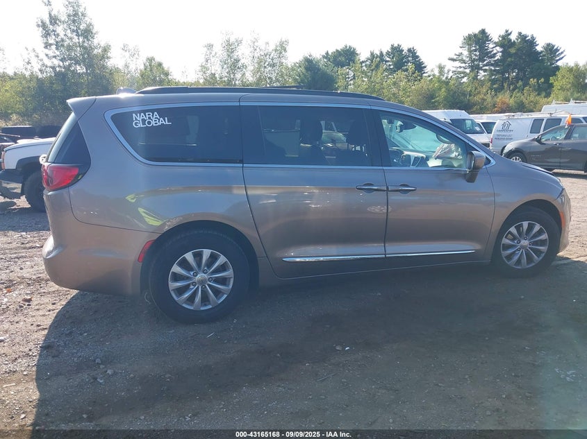 2017 CHRYSLER PACIFICA TOURING-L - 2C4RC1BG3HR729383