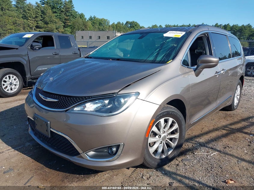 2017 CHRYSLER PACIFICA TOURING-L - 2C4RC1BG3HR729383