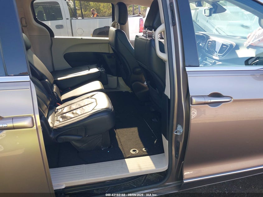 2017 CHRYSLER PACIFICA TOURING-L - 2C4RC1BG3HR729383