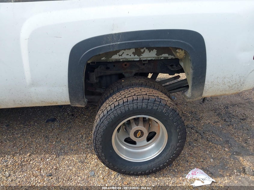 2011 GMC Sierra 3500Hd Denali VIN: 1GT426C88BF151961 Lot: 43165186