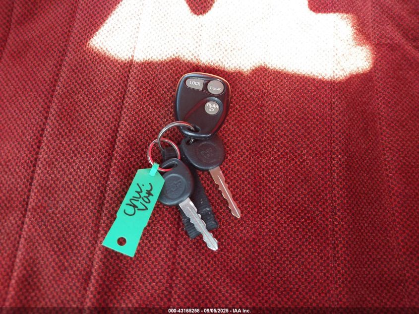 2002 Chevrolet Express VIN: 1GBFG15R921113773 Lot: 43165258