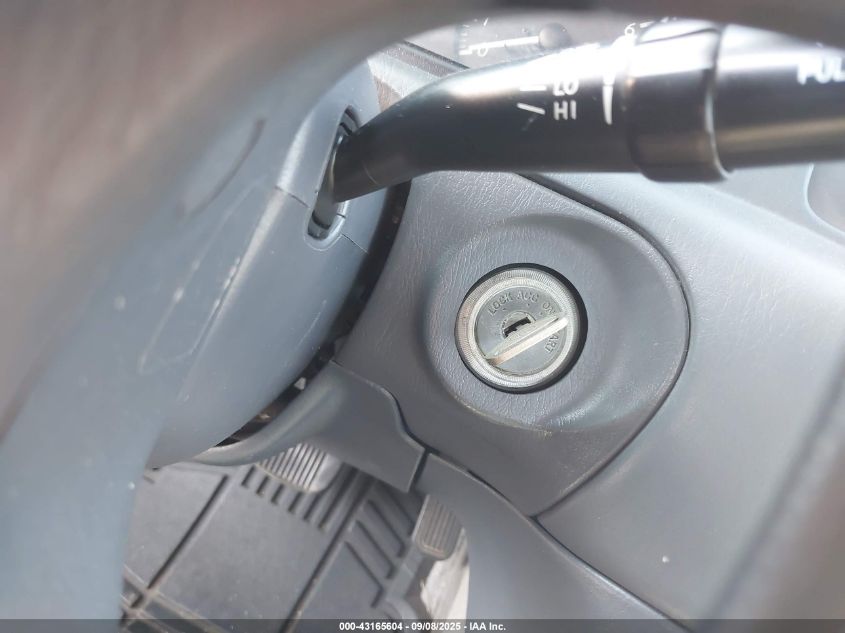 2000 Toyota Camry VIN: 4T1BG22K4YU738544 Lot: 43165604