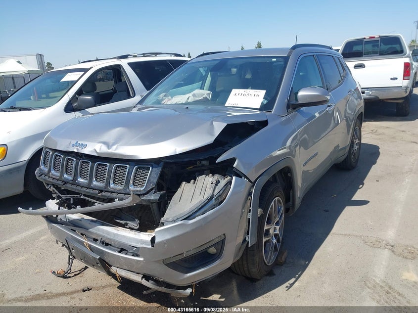 VIN 3C4NJCBB7KT832427 2019 JEEP COMPASS SUN AND WHEEL FWD