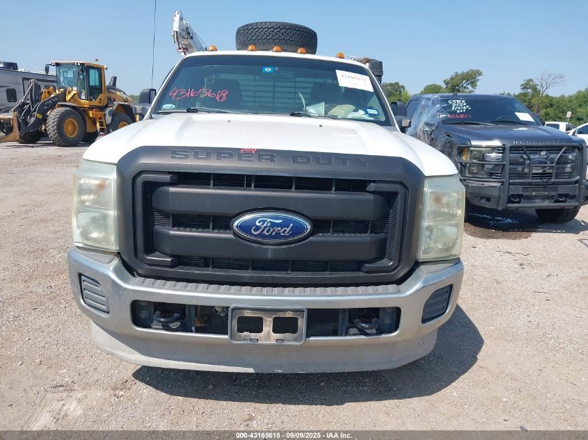 2011 Ford F-350 Chassis Xl VIN: 1FDRF3HT5BEB91812 Lot: 43165618