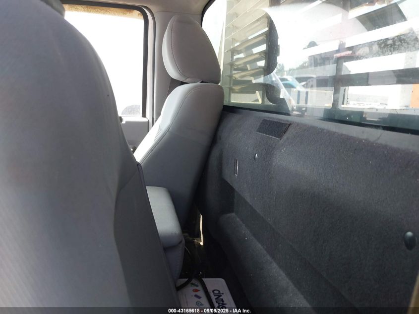 2011 Ford F-350 Chassis Xl VIN: 1FDRF3HT5BEB91812 Lot: 43165618