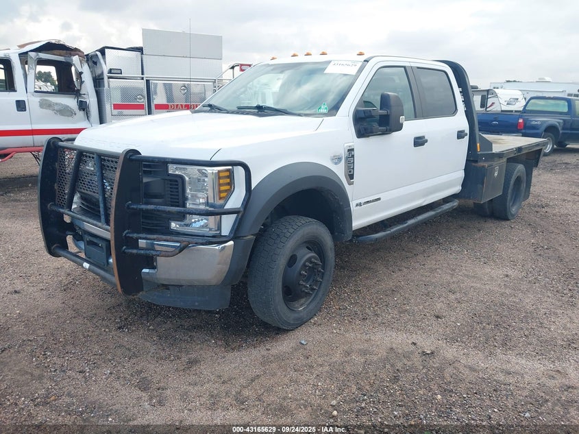 1FD0W5HT3JED00125 2018 FORD F550 photo no. 2