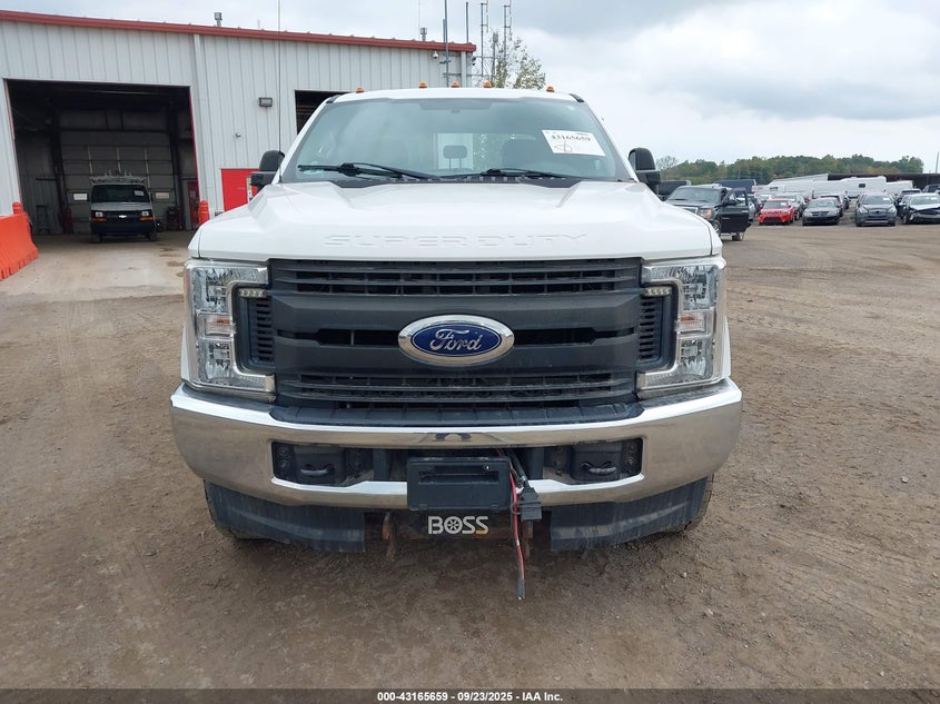 2017 Ford F-250 Xl VIN: 1FT7W2B69HEE55194 Lot: 43165659