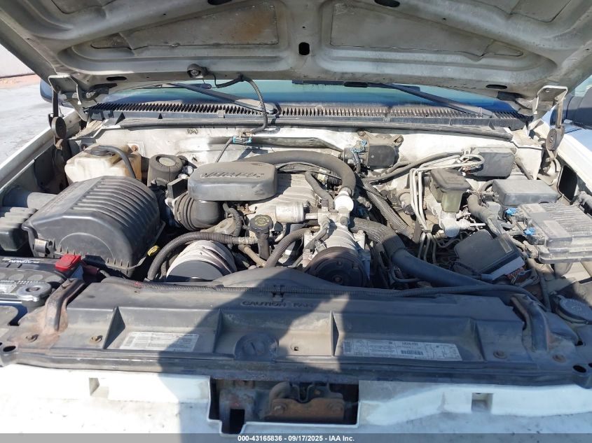 1999 GMC Sierra 2500 Sl VIN: 1GTGC24J7XR707980 Lot: 43165836