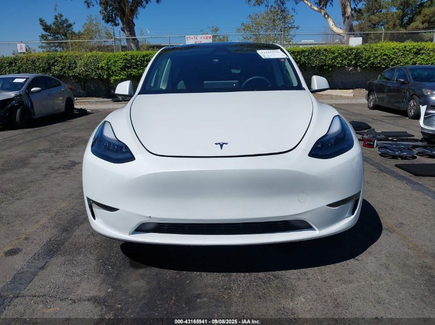 2024 Tesla Model Y Long Range Dual Motor All-Wheel Drive/Rwd VIN: 7SAYGDED2RF169875 Lot: 43165941