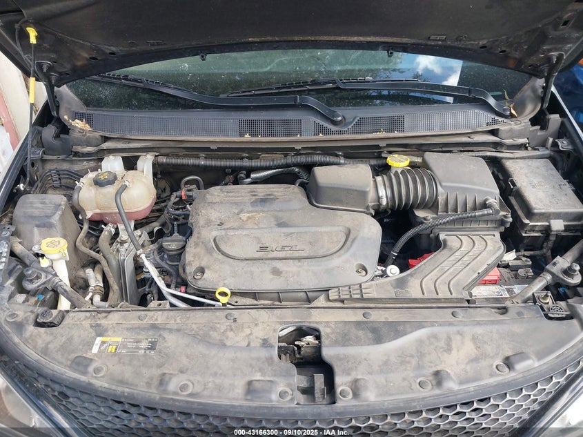 2020 Chrysler Pacifica Touring VIN: 2C4RC1FG2LR282130 Lot: 43166300