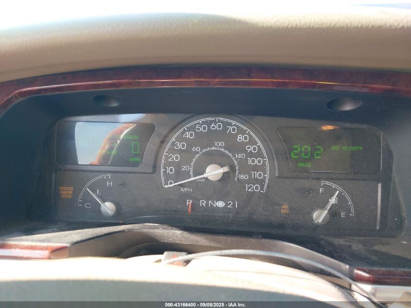 2005 Lincoln Town Car Signature VIN: 1LNHM81W25Y603500 Lot: 43166400