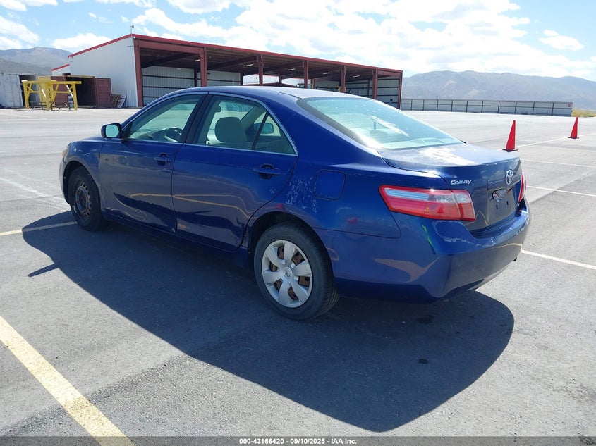 2007 Toyota Camry Le blue sedan gasoline JTNBE46K273099564 photo #4