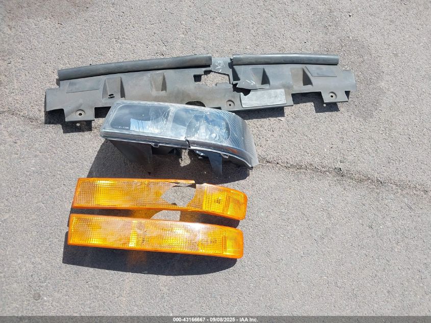 2018 Chevrolet Express 2500 Work Van VIN: 1GCWGBFG4J1174901 Lot: 43166667