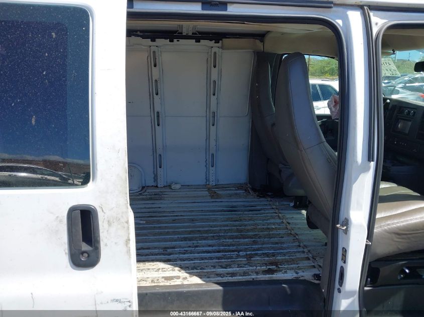 2018 Chevrolet Express 2500 Work Van VIN: 1GCWGBFG4J1174901 Lot: 43166667