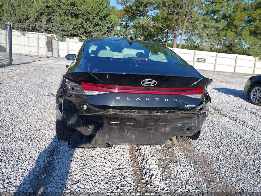 2025 HYUNDAI ELANTRA LIMITED - KMHLP4DG9SU910597