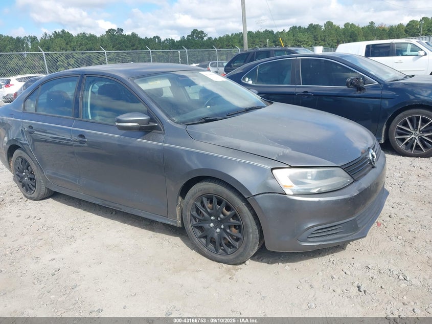 VOLKSWAGEN JETTA 2.5L SE