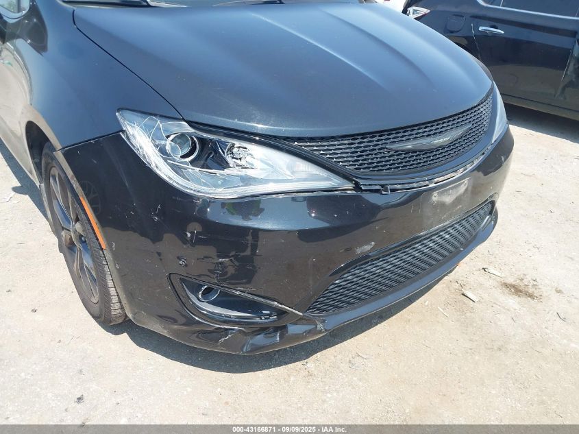 2019 Chrysler Pacifica Touring Plus VIN: 2C4RC1FG5KR567581 Lot: 43166871