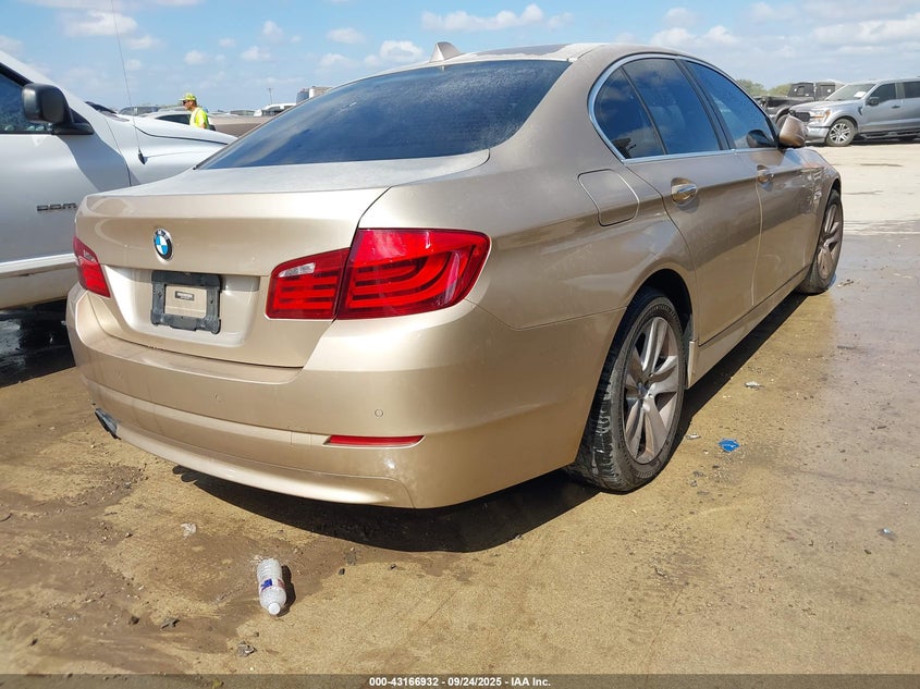 Vin: wbaxg5c59dd233322, lot: 43661302, bmw 528i 20134