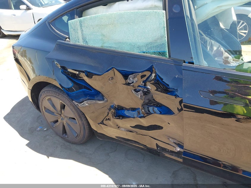 2025 Tesla Model 3 VIN: 5YJ3E1EA5SF912861 Lot: 43167077