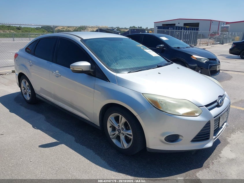 Vin: 1fadp3f24el118488, lot: 43661584, ford focus se 2014 img_1
